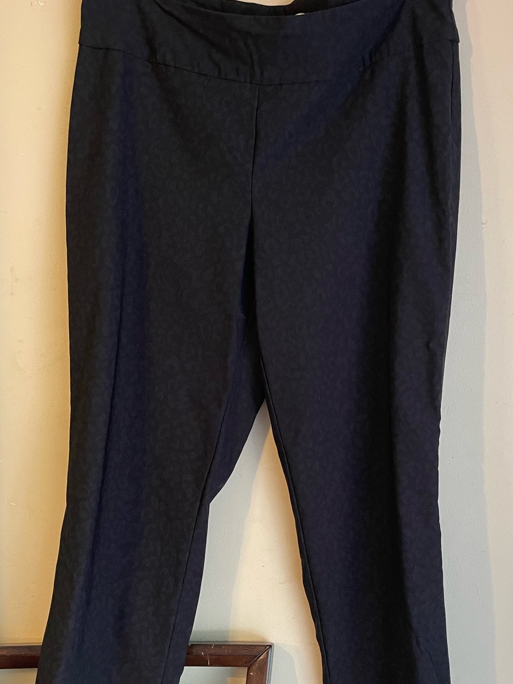 S.C. & CO. Black Tonal Animal Leopard Print Pull On Stretch Pants 16
